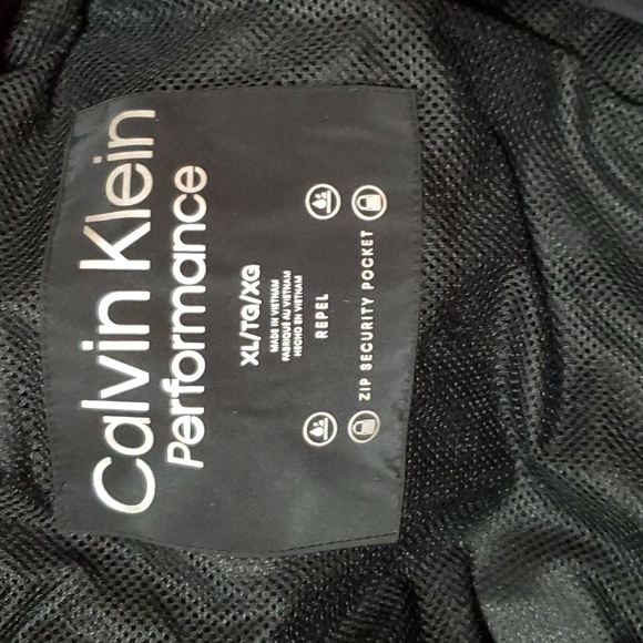 NWT Calvin Klein Hooded Rain Jacket - Picture 5 of 8